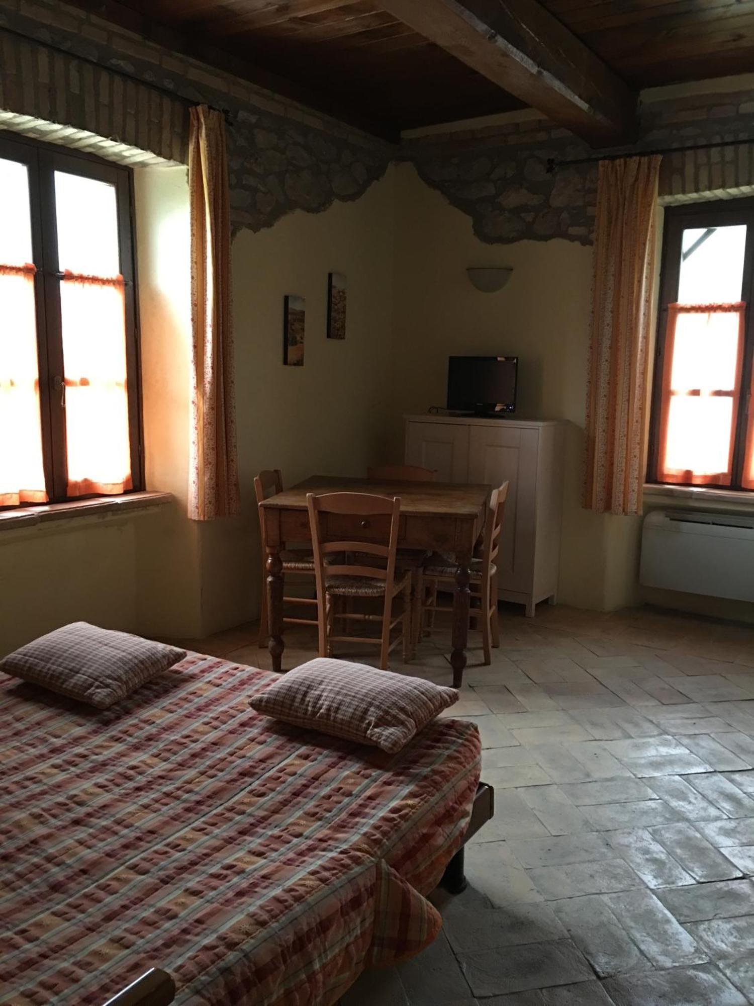Agriturismo Terre Di Musignano Канино Экстерьер фото