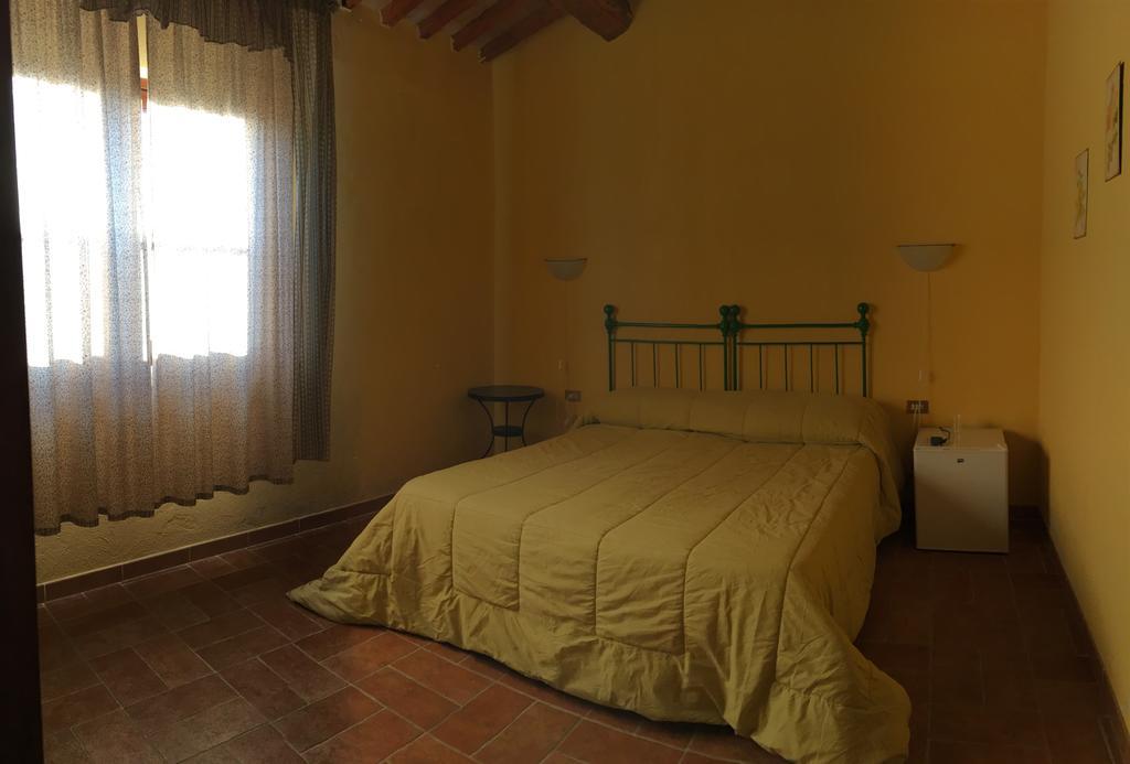 Agriturismo Terre Di Musignano Канино Экстерьер фото