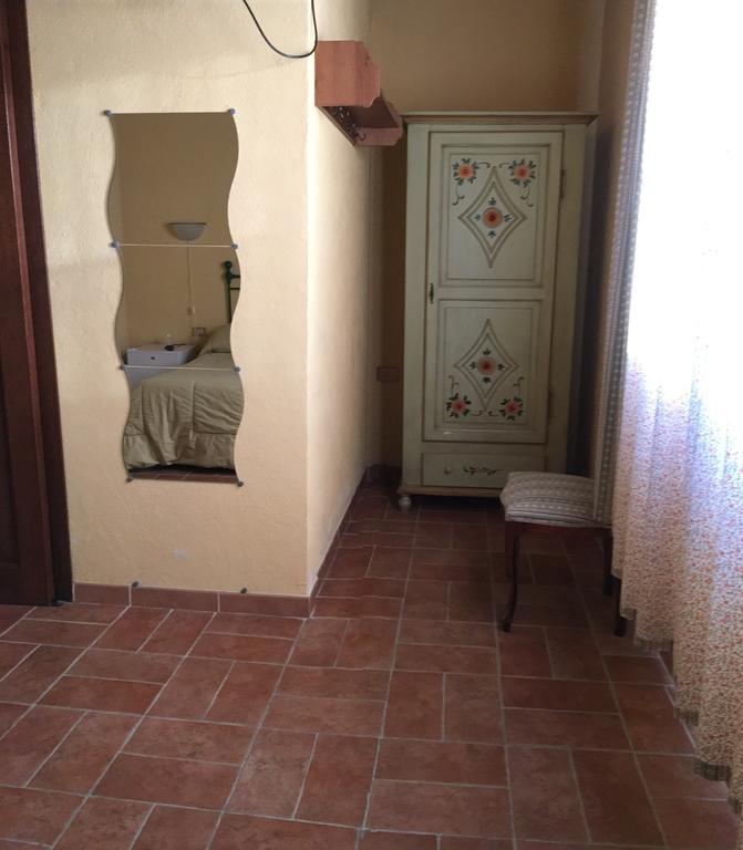 Agriturismo Terre Di Musignano Канино Экстерьер фото