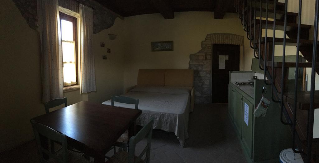 Agriturismo Terre Di Musignano Канино Экстерьер фото